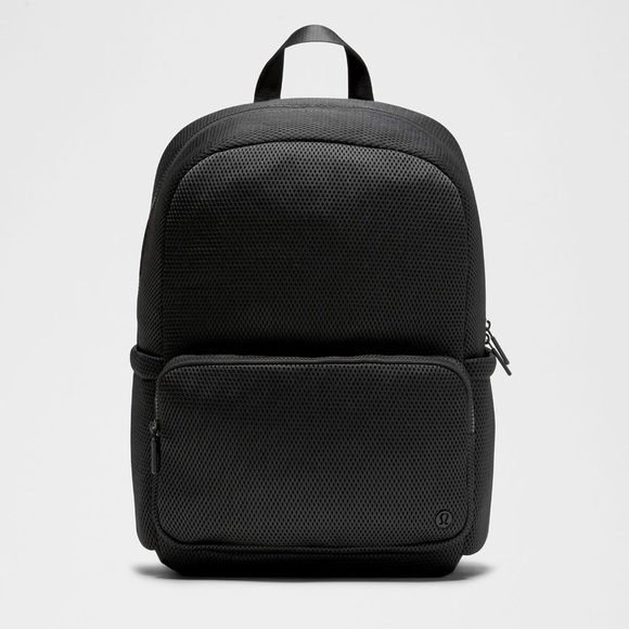 lululemon athletica Black Everywhere Backpack 22L  Mesh-PRICE IS FIRM - Picture 1 of 4